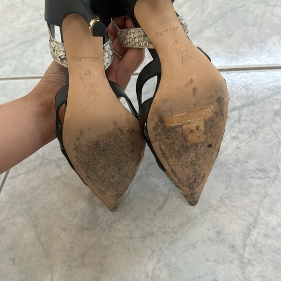 Louis Vuitton Heels - Picture 4 of 4